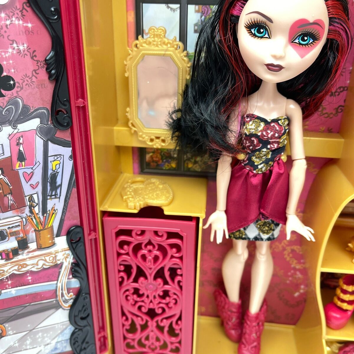 Ever After High Lizzie Hearts Book Club Doll