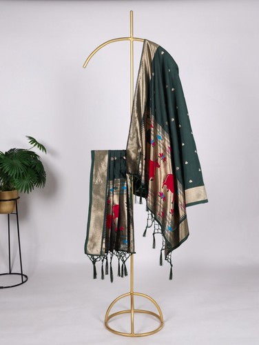 New Launching Green Color Jacquard Dupatta For Wedding And Function Wear - Picture 4 of 10