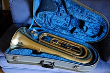 Tuba Yamaha contrebasse Bb