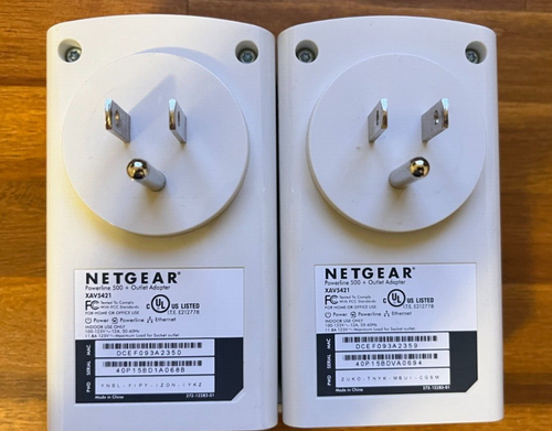 Netgear XAV5421 Powerline 500 + Outlet Adapter - Picture 3 of 3