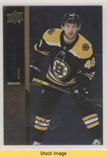 2021-22 Upper Deck Series 1 Silver Foil Matt Grzelcyk #16 READ 1a9z