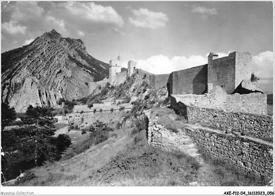 AKEP12-0952-04 - SISTERON - the facade of the citadel