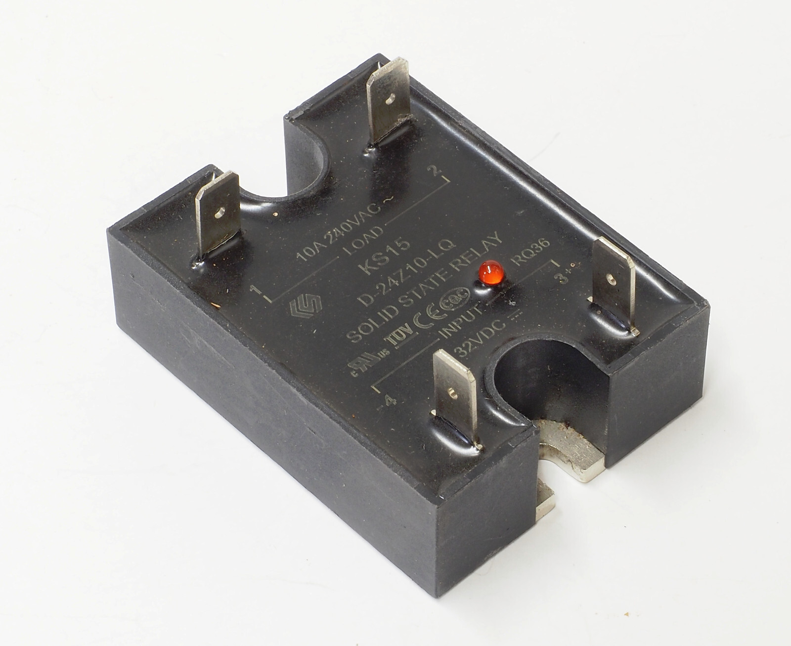 RELÉ DE ESTADO SÓLIDO TRIFÁSICO SSR-40DA 40A / ENTRADA 3-32 VDC SAÍDA