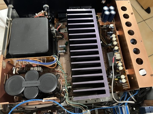 MARANTZ AMPLIFIER PM 84 MKi MK1 serviced MINT 130W/8 Ohm 180w/4ohms 110/220V - Picture 19 of 23