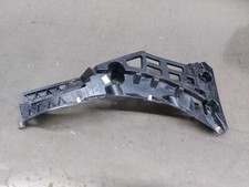 2015-2021 PORSCHE MACAN REAR PASSENGER SIDE BUMPER GUIDE BRACKET SUPPORT OEM