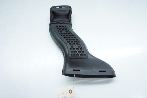 2013-2016 Mercedes GL450 X166 OEM Right Front Air Intake Duct A2760902011 - Picture 5 of 7