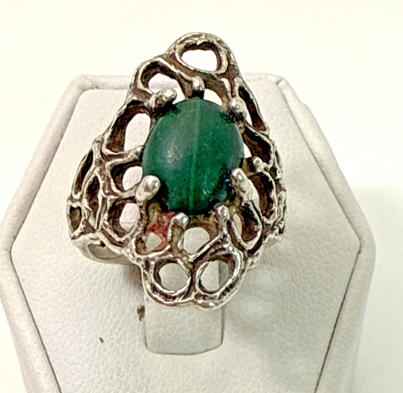 STUNNING .925 Vintage Sterling Silver Estate Ring Size 5.75 with Green Stone