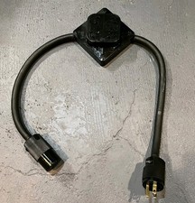 Hubbell 4 Plex Receptacle Outlet 15A Edison Feed Thru Quad Box Adapter
