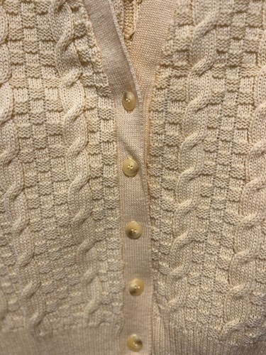 Vintage Men's Pendleton Yellow Knit 100" Virgin Wool Button Sweater Vest Size M - Picture 3 of 4