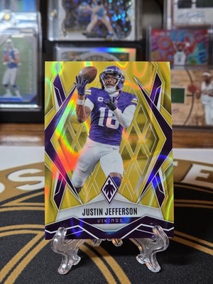 Justin Jefferson 2025 Panini Phoenix #135 Yellow Lava /125 Vikings SP