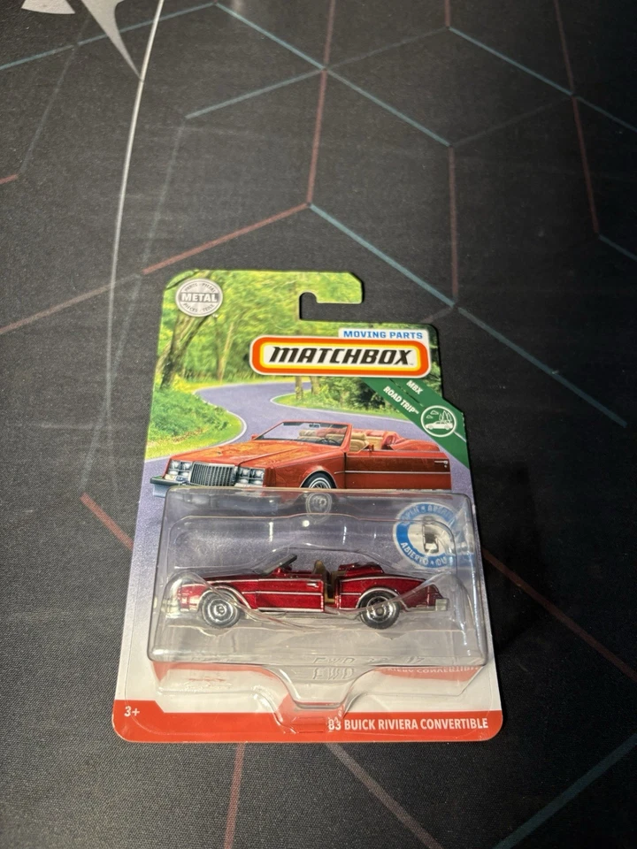 Matchbox Moving Parts MBX Road Trip '83 Buick Riviera Convertible in Red - Image 2 of 4