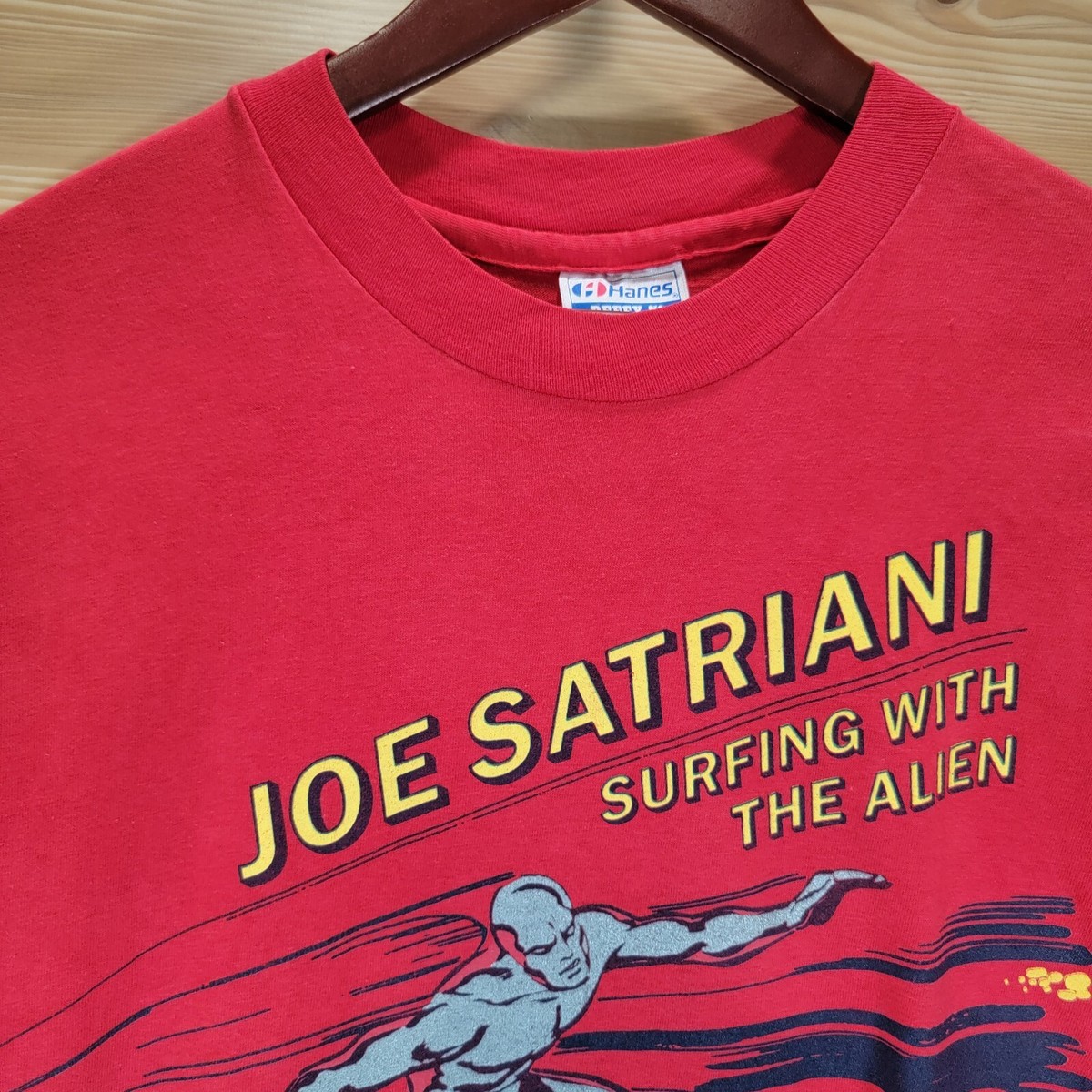 ジョーサトリアーニ　Tシャツ　サーフィンウィズジエイリアン JOE SATRIANI - SURFING WITH THE ALIEN NEW RED T-SHIRT | eBay