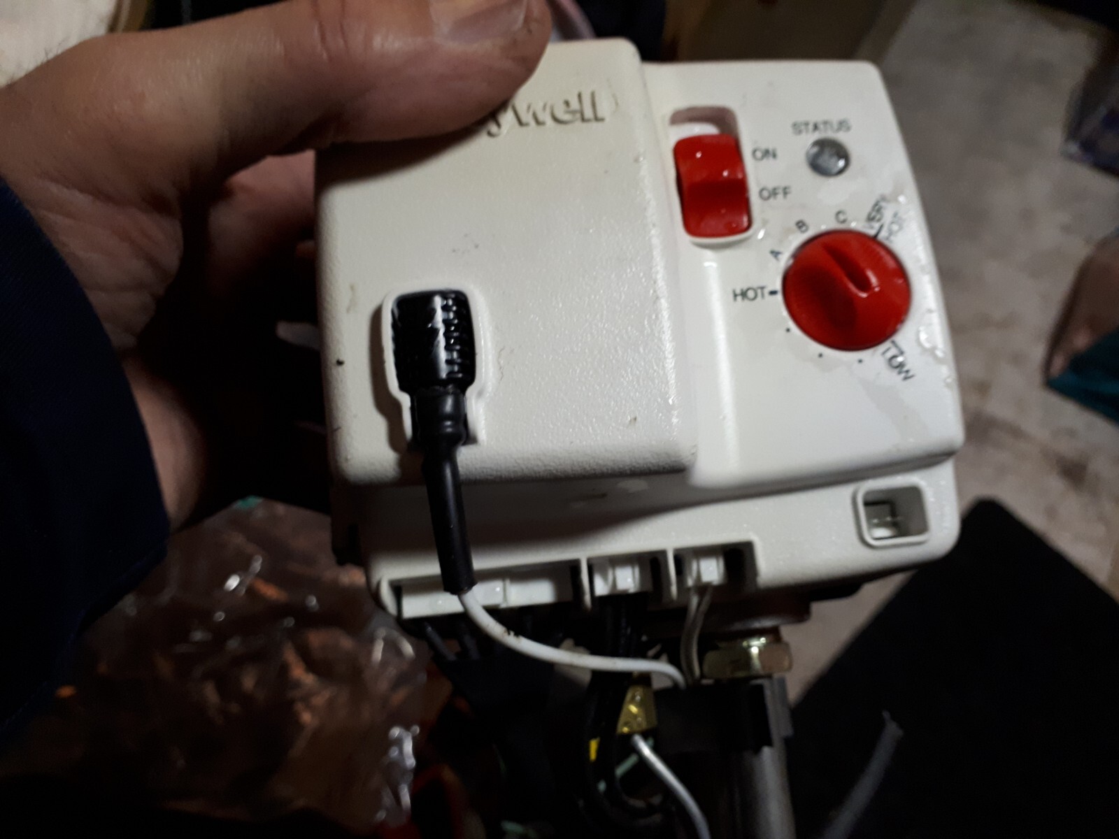 Rheem Ruud Richmond Honeywell Water Heater Gas Valve WV4460E2022 WV4460E  2022 | eBay