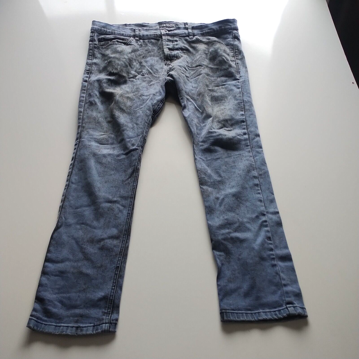 パンツ unmapped Washed out script jeans Scripted Denim Blue Baggy – Valabasas