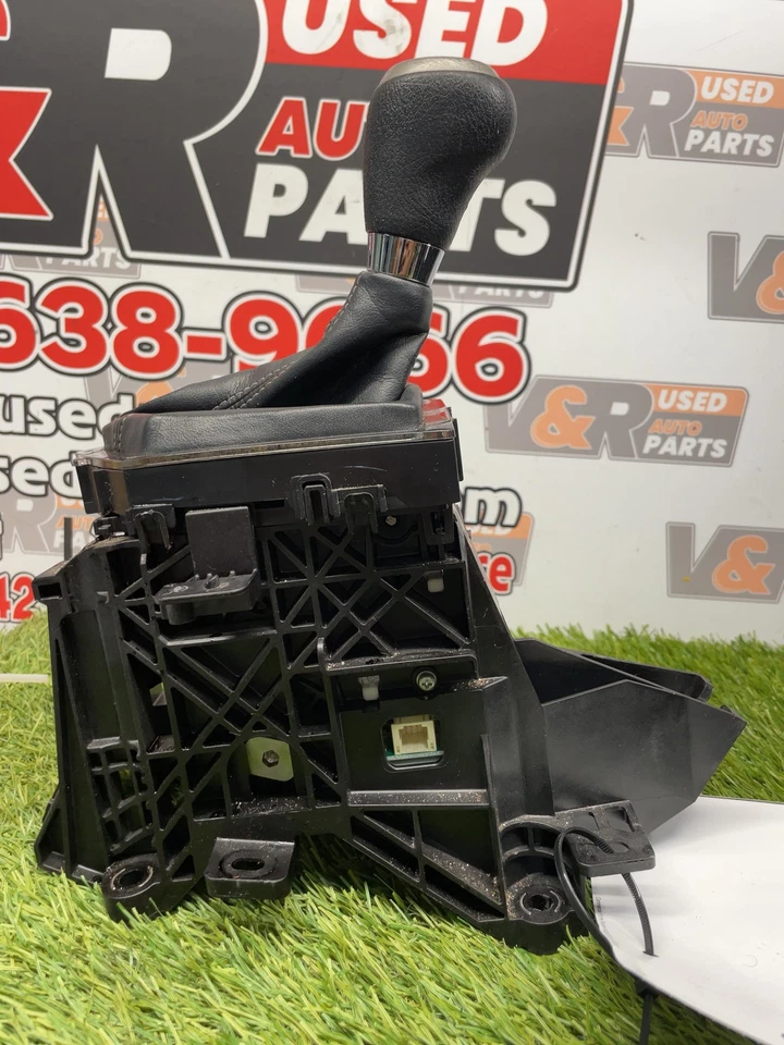 ✅ 2016 TOYOTA COROLLA FLOOR SHIFTER OEM - Image 2 of 4