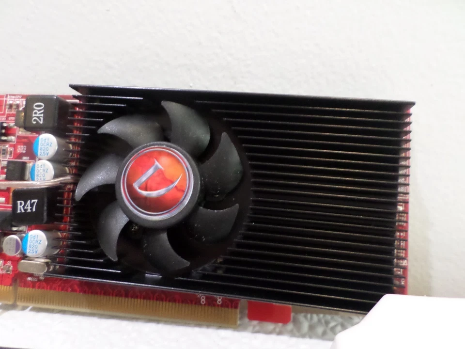 Vision Tek 4650 1GB DMS PCle 4650DMS1SM Graphics Card and Cable - Image 3 of 4