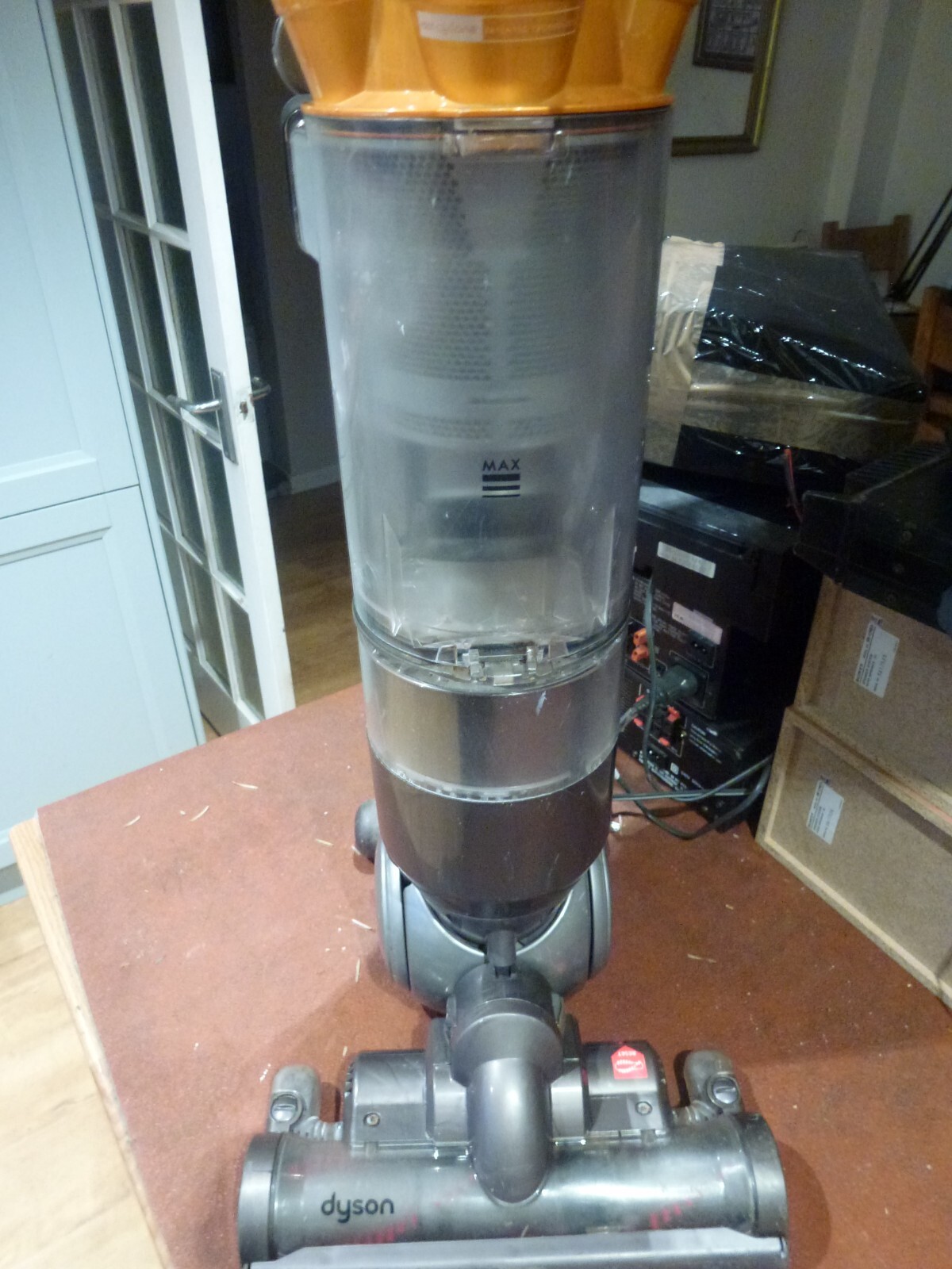 Dyson DC18 Slim Ball Upright Vacuum Cleaner Clean & Tidy eBay