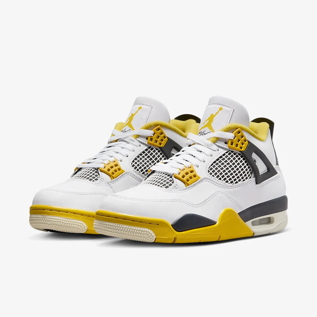 Nike Air Jordan 4 Retro Vivid Sulfur Yellow Sneakers OG Nike Air Jordan 4 Retro Vivid Sulfur Yellow Sneakers OG