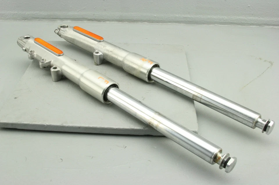 2012 Harley Softail Fatboy 41mm Front Fork Suspension Leg Assembly Set #4074 - Image 3 of 4