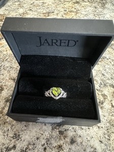 Jared Peridot Heart Ring 1/10 ct tw Diamonds Sterling Silver