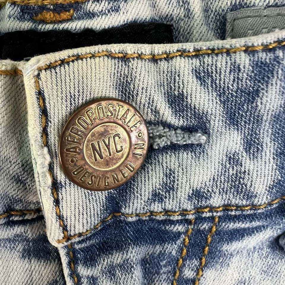 Shorts jeans Aeropostale floral corte curto midi feminino tamanho 6 29X2 - Imagem 3 de 4