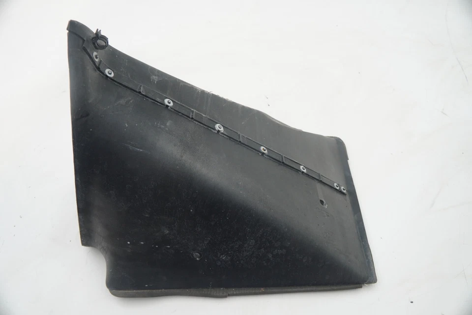 Para-choque dianteiro direito painel guia de entrada de duto de ar transportador 65870800 Ferrari 360 2004 - Imagem 4 de 4