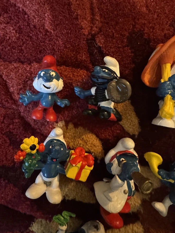 Lot Of 22 Vintage Schleich Peyo Smurf PVC Figurines 70s 80s 90s - Image 2 of 4