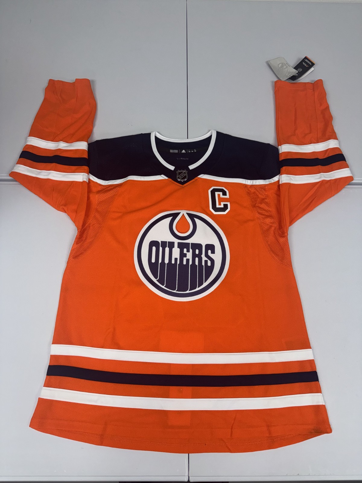 Men’s Adidas Authentic Edmonton Oilers Orange Connor McDavid Jersey Size 54 NWT