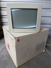 Vintage Apple Macintosh Monochrome CRT Computer Monitor M0400 w/ Original Box