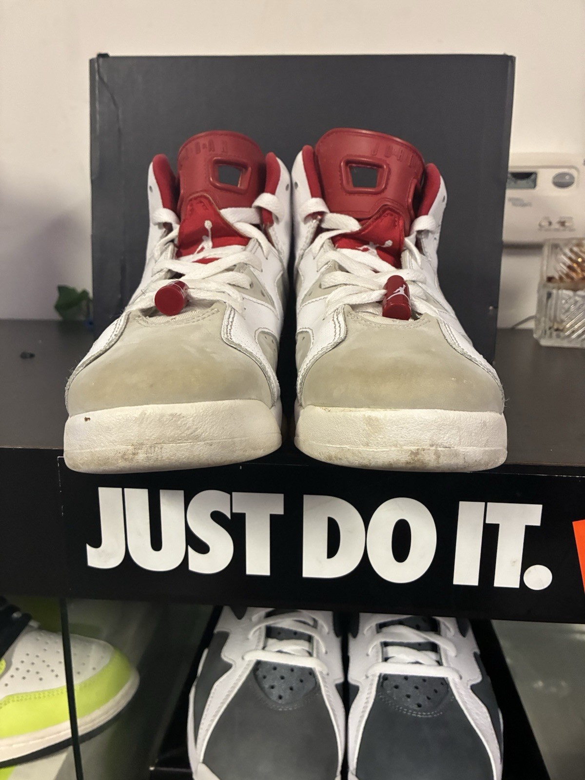 Nike Air Jordan 6 Retro Alternate Hare Gray/White/ Size 7Y 8.5 Women 384665-113 thumbnail 5