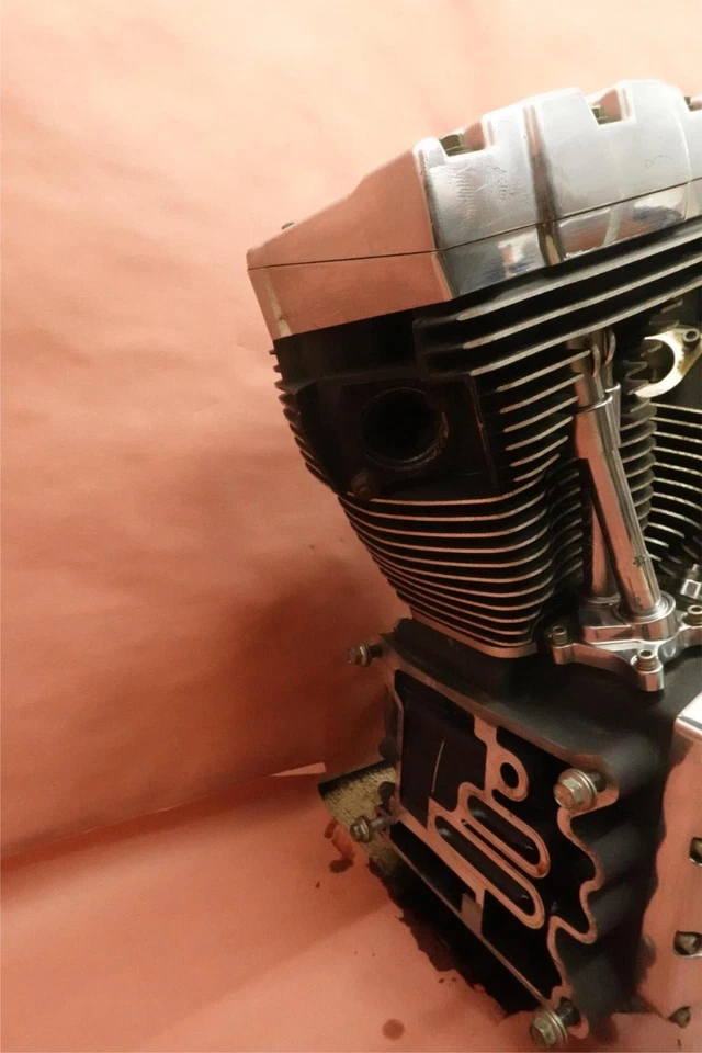 Двигатель в сборе 2007-2011 Harley Davidson Road King FLHR - Изображение 3 из 4