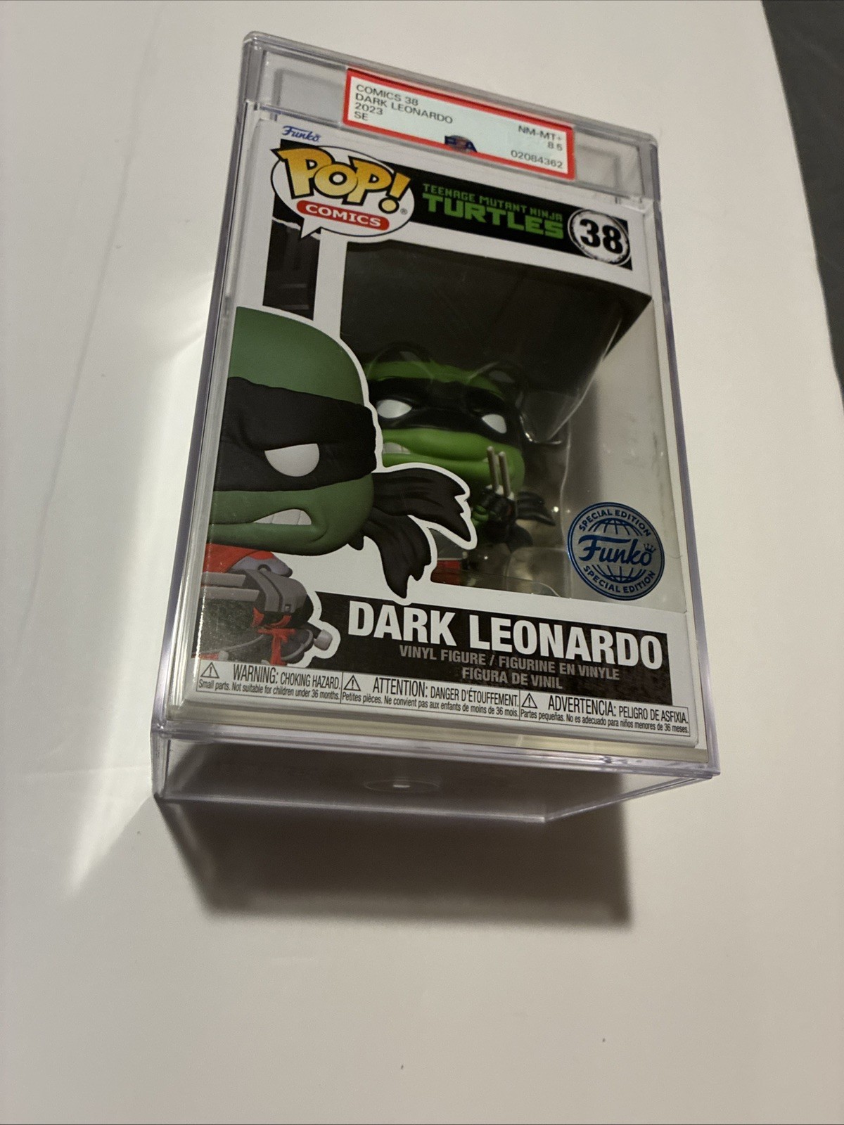 Funko Pop! Vinilo: Teenage Mutant Ninja Turtles - Dark Leonardo - PSA 8.5