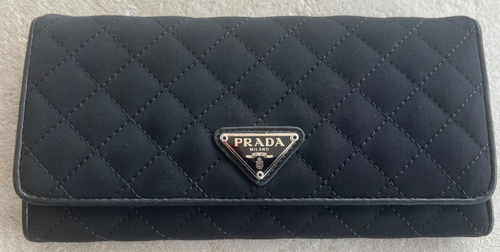 Authentic Prada Large Black Tressuto Impuntu Nylon Diamond Quilted Wallet 1M1132 - Picture 2 of 13