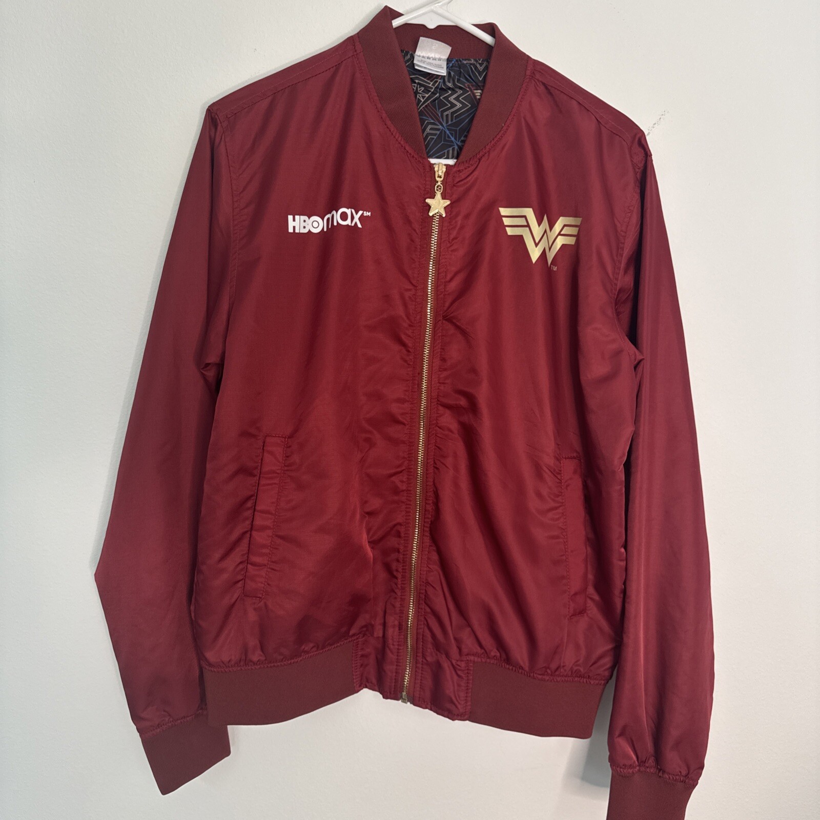 Rare Wonder woman jacket HBO max Promotion Sz Small - Gem