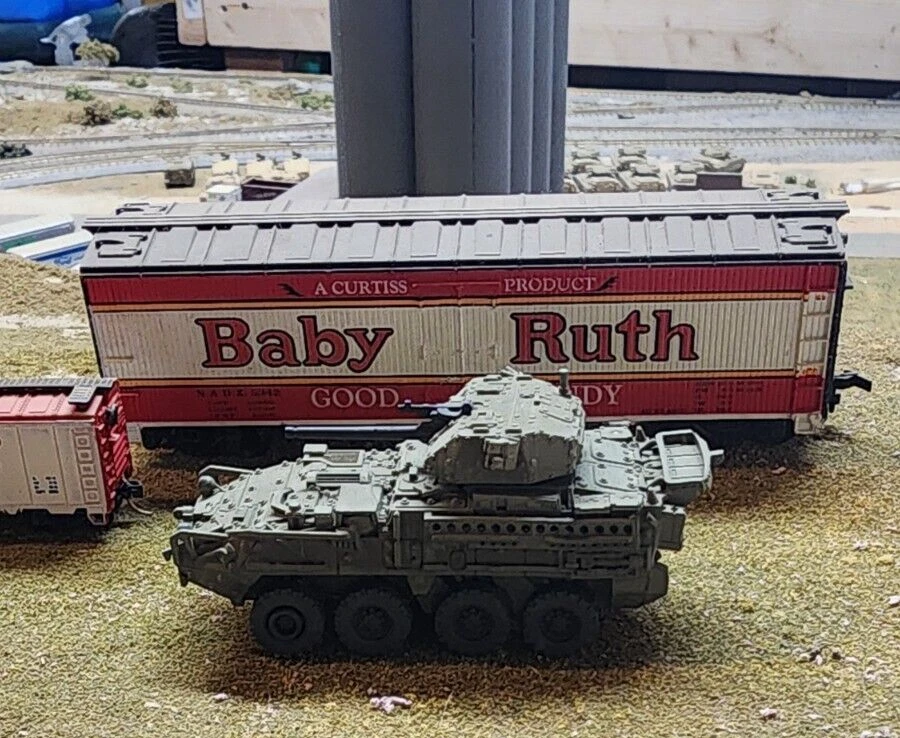 Vehículo portaaviones de infantería Stryker escala HO 1:87 30 mm - Dragoon (ICV-D) -OD verde Foto 4 de 4