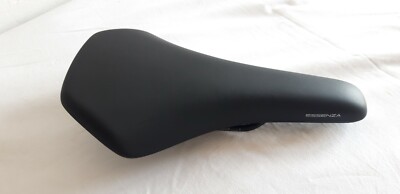 Sattel Selle Royal Essenza Schwarz ICS Clip Rennrad MTB Trekking 