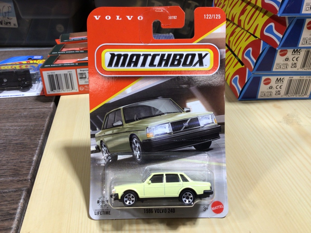 3個セット MATCHBOX VOLVO 1986 240 XC40 P1800S COLLECTION UPDATED 7/30/26 | eBay
