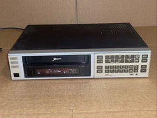 Vintage Zenith VR 1870 VHS Player - No Remote