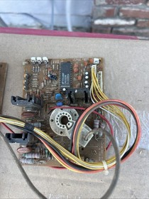 UNTESTED Unknown Monitor Chassis arcade game PCB board OFJ