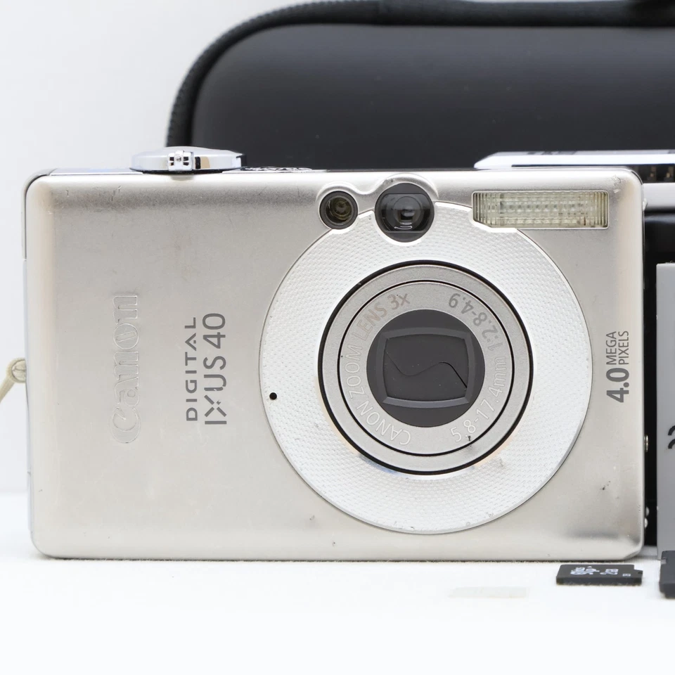 Canon Digital IXUS 40 4.0MP Digital Camera Silver Tested Full Kit - Fast Post - Image 2 of 4
