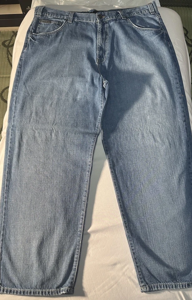 Calvin Klein Men’s Loose Fit Medium wash 44x32 Jeans Vintage MT19A470 71100 - Image 2 of 4