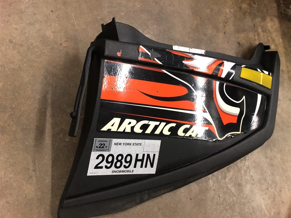 Panel lateral derecho Arctic Cat Crossfire 800 CRF8 CFR CF5 CF6 CF8 M8 M6 09-11 OEM Foto 2 de 4