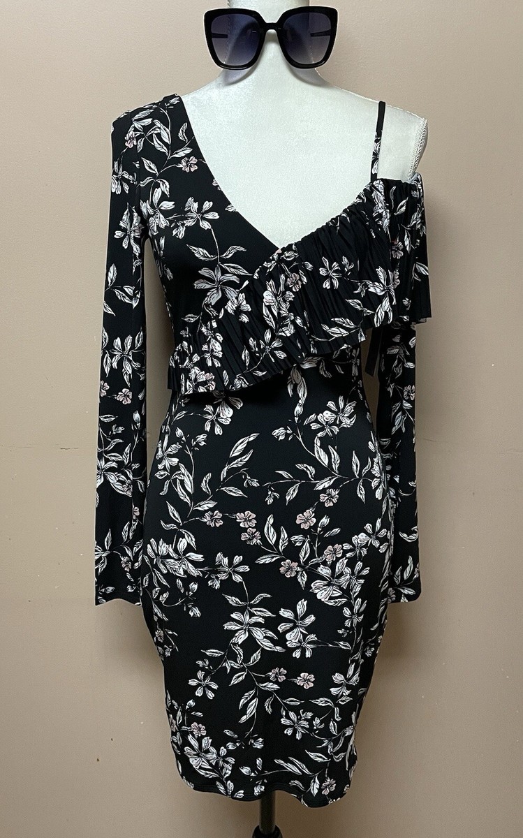 where can i get a cute dress PRETTYGARDEN Women Summer Short V Neck Short Sleeve Line Hollow Out Lace Ruffle Casual Beach Party Dresses Juniors Dress Plus Size SCHL003102_G_XXL Size:31 in this is the piece