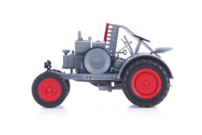 Kramer K18 Allesschaffer grau, 1:32