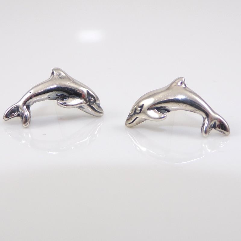 Sterling silver dolphin studs Sterling silver dolphin studs