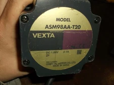 ORIENTAL MOTORS ASM98AA-T20 VEXTA STEPPER MOTOR 1.89 VDC 2.1A (640)