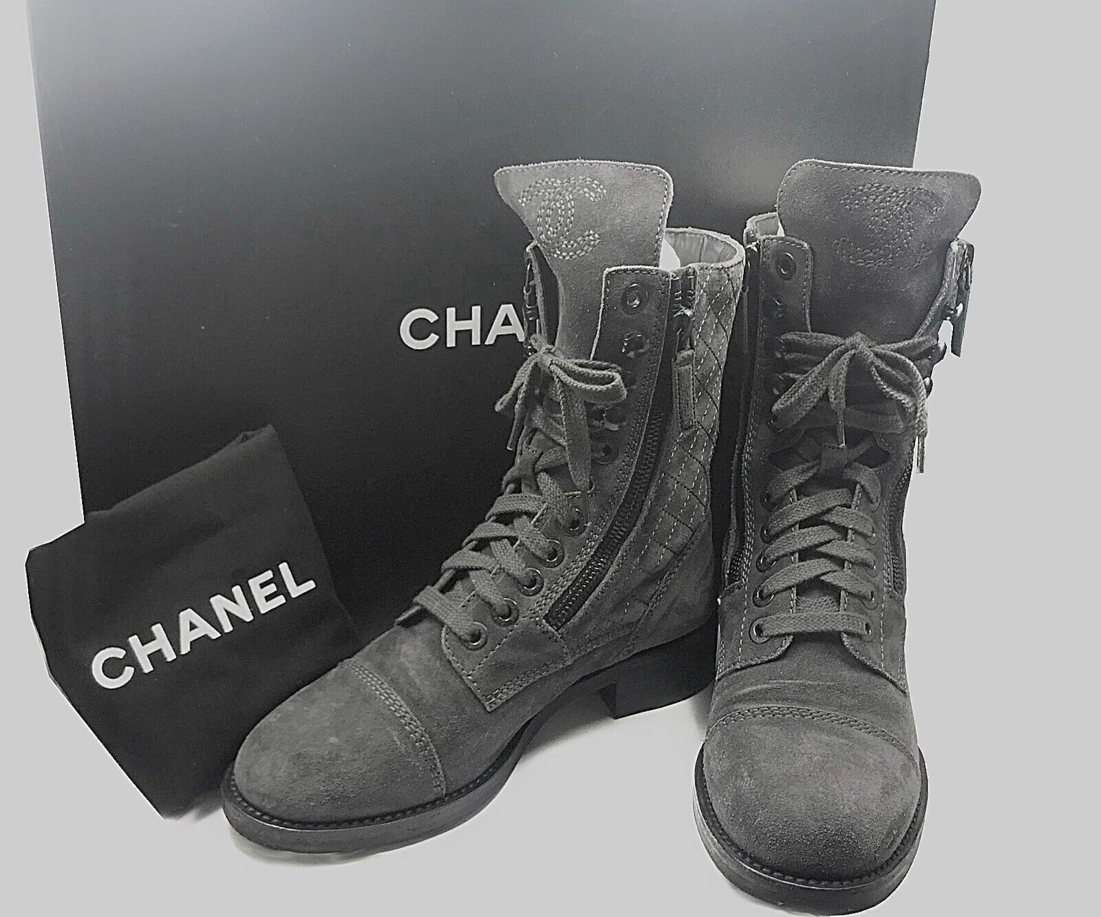 Top 36+ imagen chanel combat boots suede