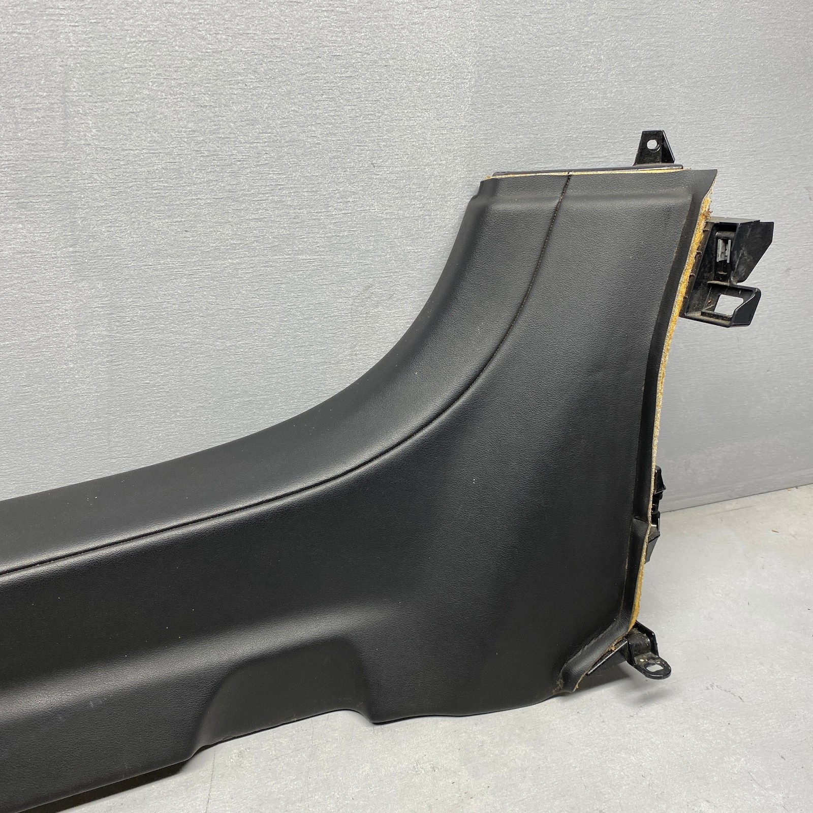 2018 Lamborghini Huracan Right Sill Trim Panel 4T1854904E