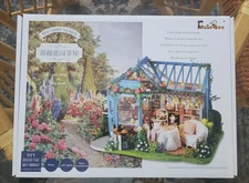 CUTEBEE DOLLHOUSE MINIATURE  DIY KIT Rose Garden Tea House NEW