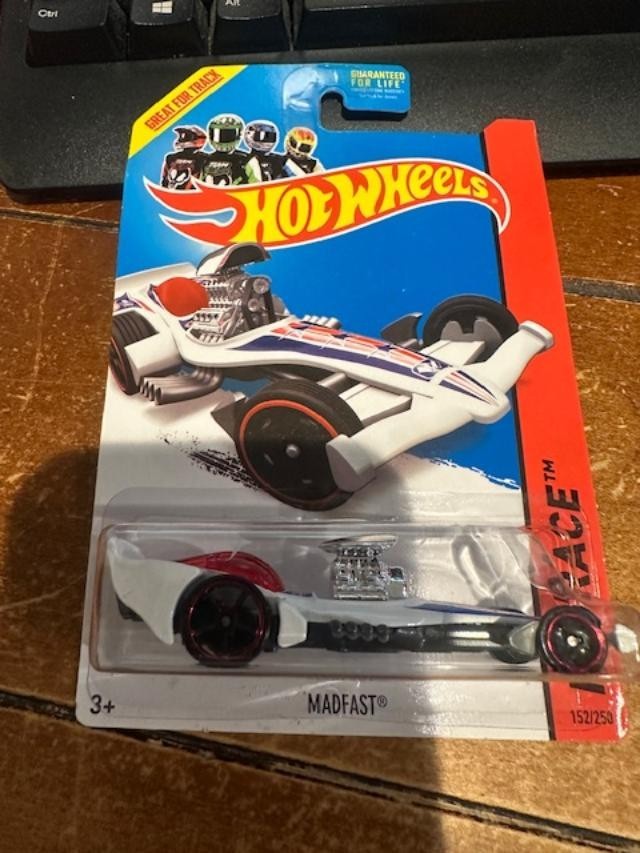2014 Hot Wheels HW Race Madfast #152 White